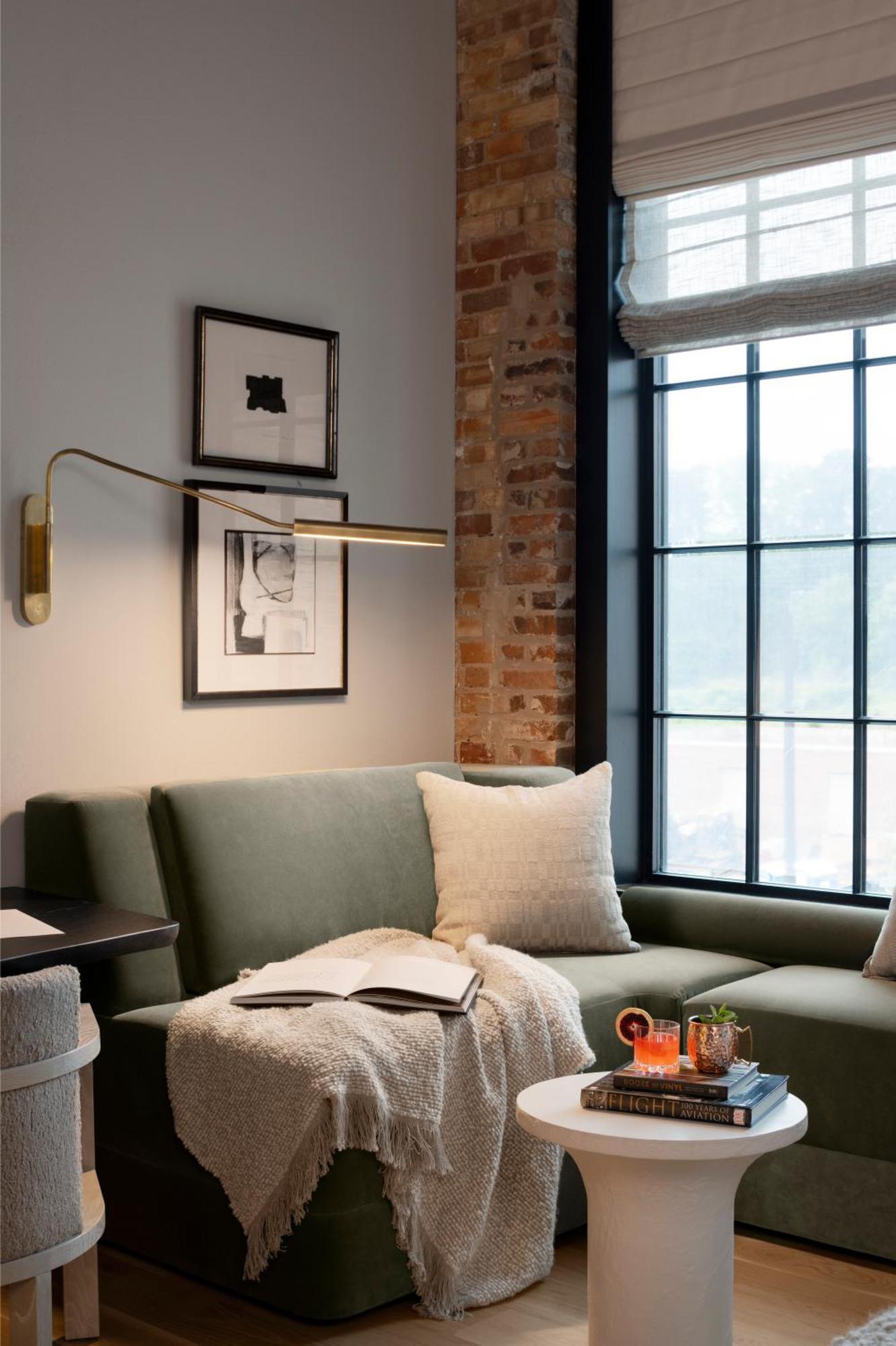 Hotel Rivet House 3*